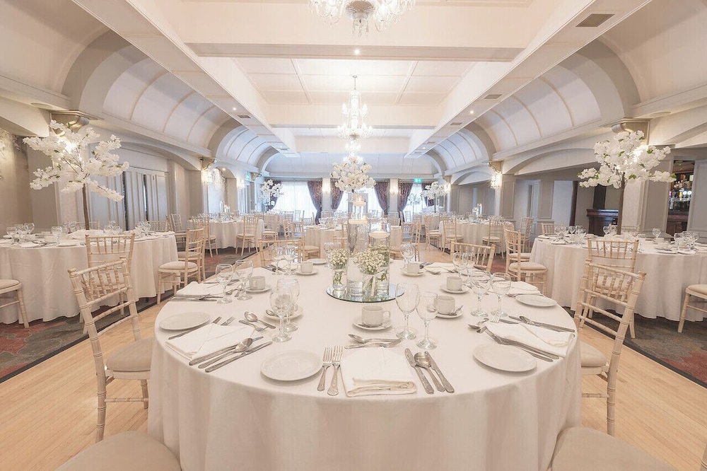 Indoor wedding