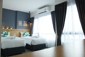 thumbnail: Room