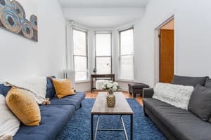 thumbnail: Living room