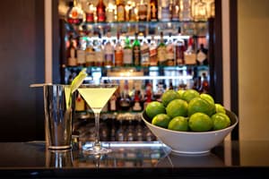 thumbnail: Bar (on property)