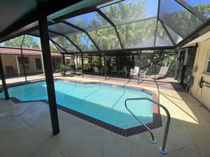 thumbnail: Outdoor pool