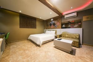 thumbnail: Room