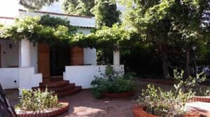 thumbnail: Exterior