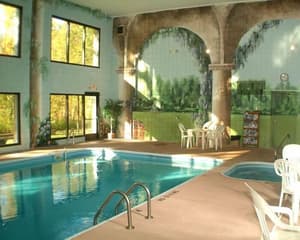 thumbnail: Pool