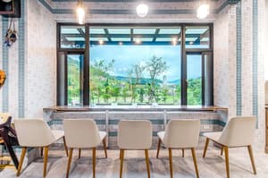 thumbnail: Interior