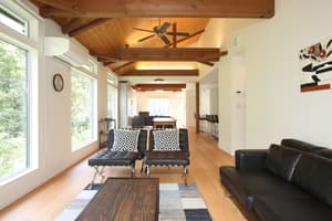 thumbnail: Living area
