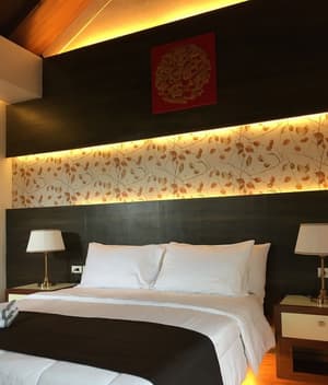 thumbnail: Room