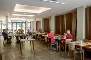 thumbnail: Breakfast area