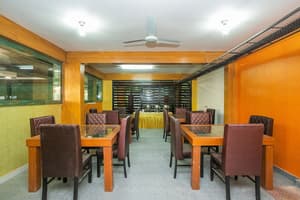 thumbnail: Restaurant