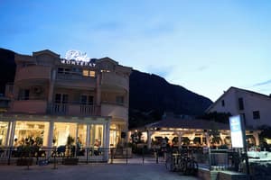 thumbnail: Front of property - evening/night