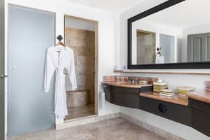 thumbnail: Bathroom shower