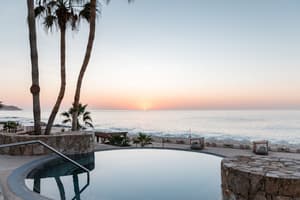 thumbnail: Outdoor spa tub