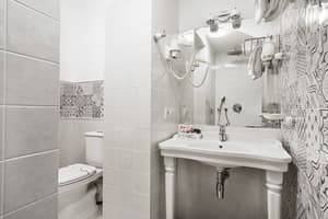 thumbnail: Bathroom