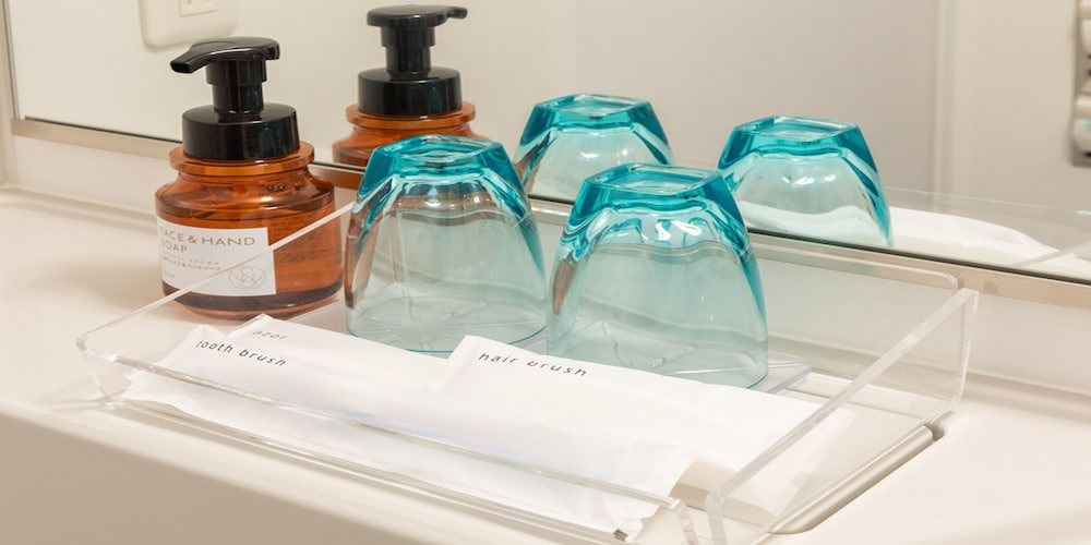 Bathroom amenities