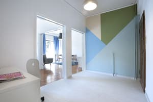 thumbnail: Interior entrance