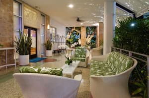 thumbnail: Lobby sitting area