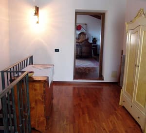 thumbnail: Interior