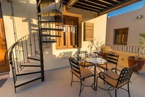 thumbnail: Balcony