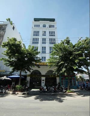 thumbnail: Street view