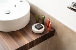 thumbnail: Bathroom amenities