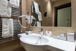 thumbnail: Bathroom