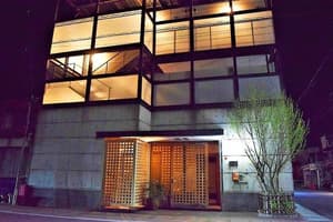 thumbnail: Exterior