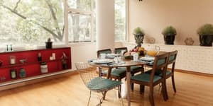 thumbnail: In-room dining