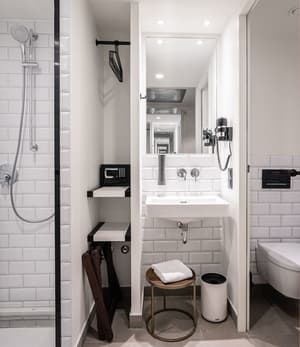 thumbnail: Bathroom