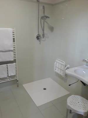 thumbnail: Bathroom