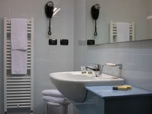 thumbnail: Bathroom sink