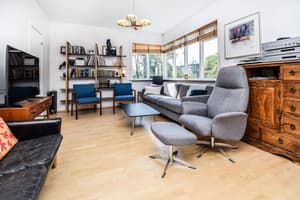 thumbnail: Living area