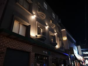 thumbnail: Exterior