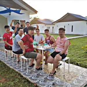 thumbnail: Restaurant