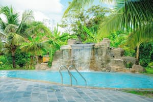thumbnail: Outdoor pool
