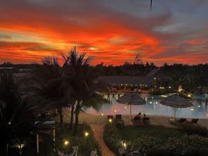 thumbnail: Outdoor pool