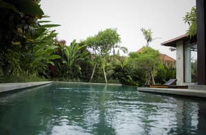 thumbnail: Pool