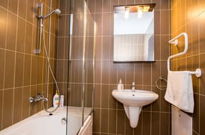 thumbnail: Bathroom