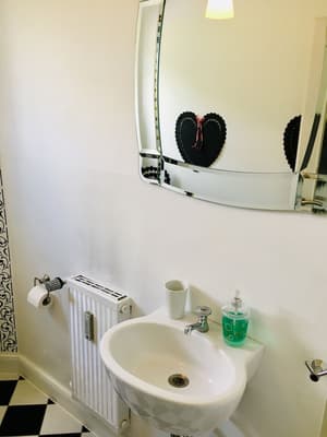 thumbnail: Bathroom