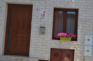 thumbnail: Exterior