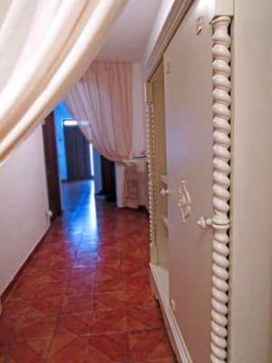 thumbnail: Interior