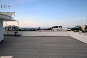 thumbnail: Balcony