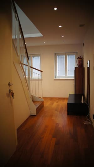 thumbnail: Interior detail