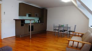 thumbnail: In-room dining