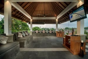 thumbnail: Terrace/patio