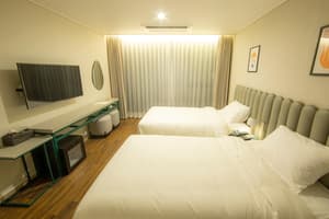 thumbnail: Room