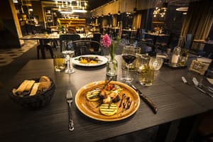 thumbnail: Restaurant