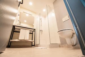 thumbnail: Bathroom