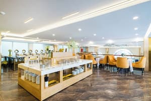 thumbnail: Breakfast area