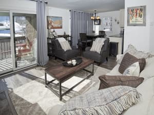thumbnail: Living room