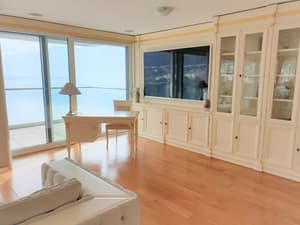 thumbnail: Balcony